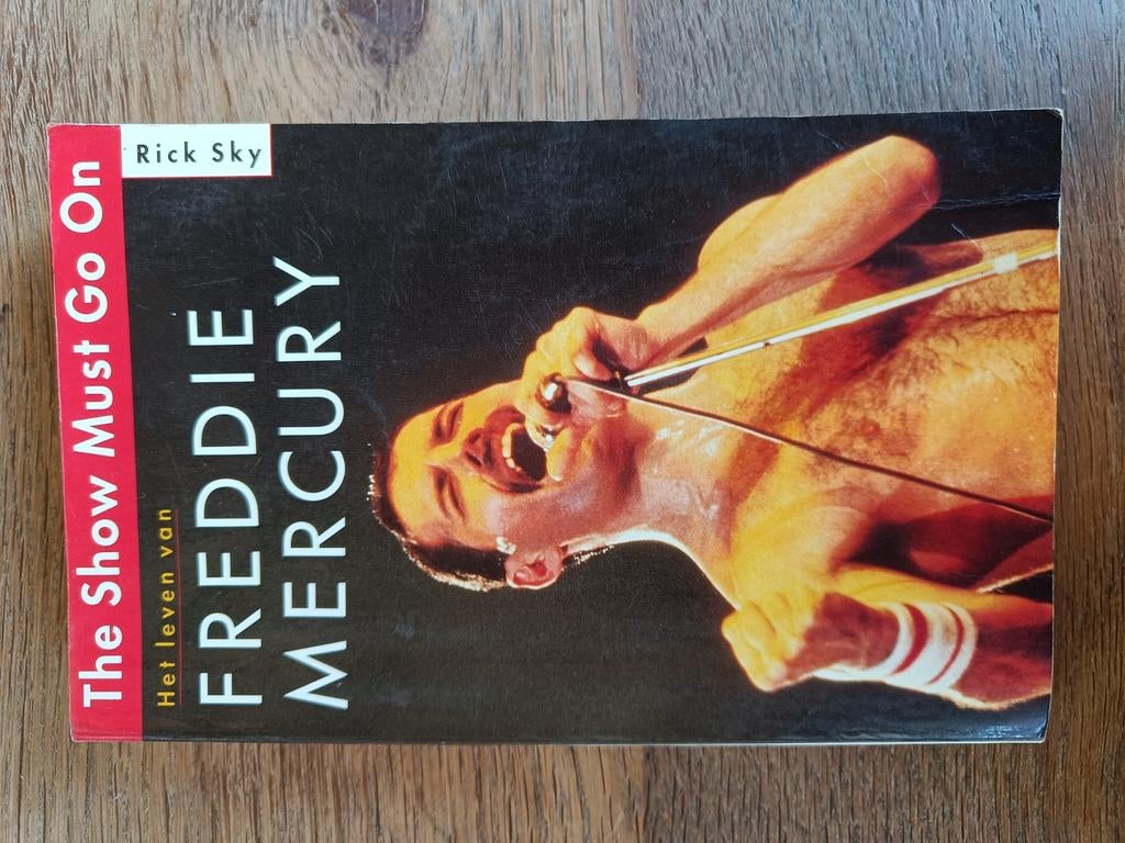 Freddie Mercury - The show must go on (Rick Sky), Boeken, Ophalen of Verzenden