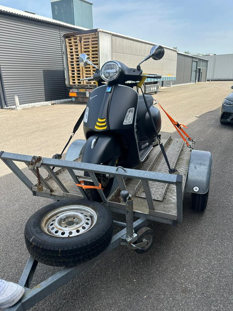 Vespa GTS 300 SuperTech – Enkel voor onderdelen, Motoren, Motoren | Piaggio, Particulier, Scooter