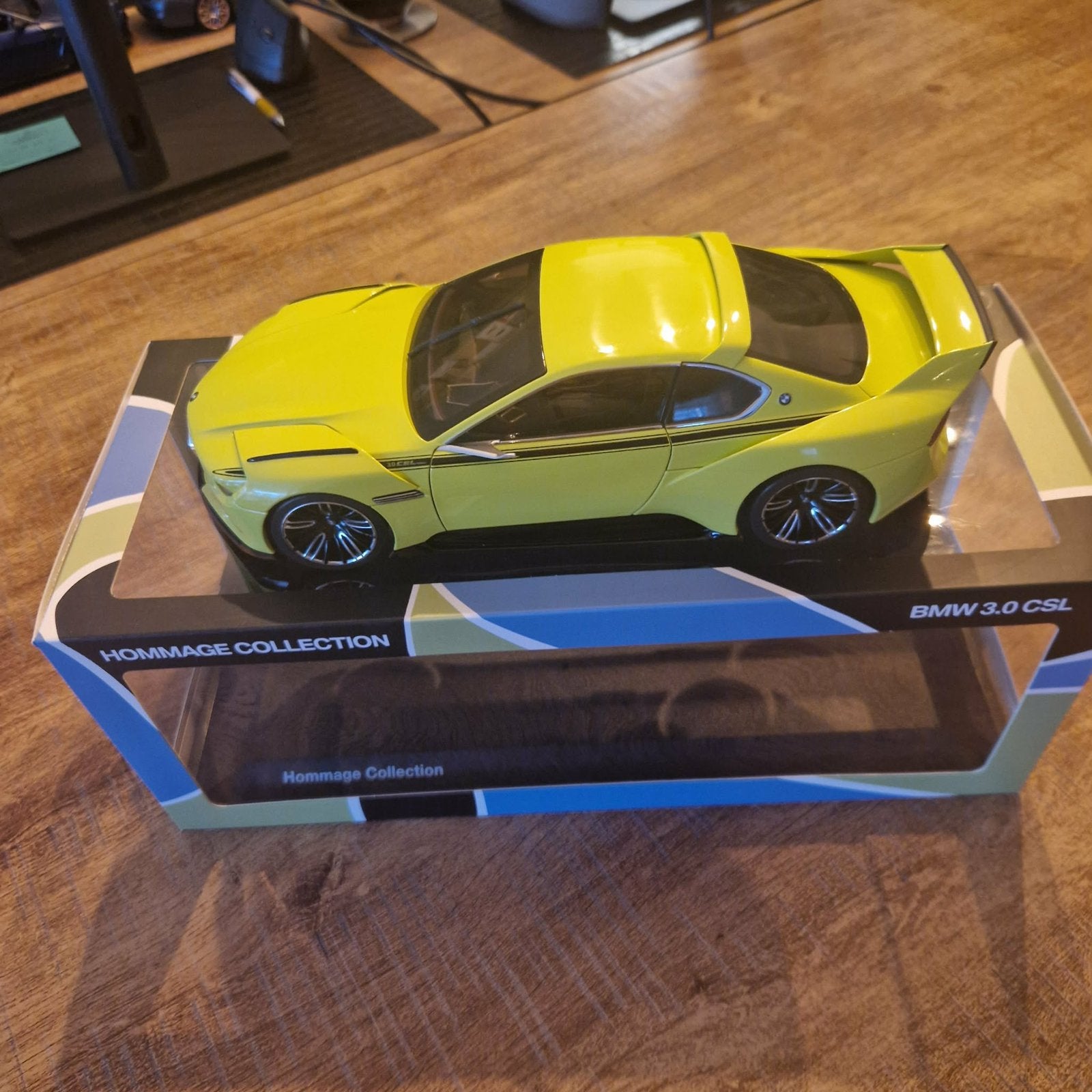 1/18 BMW 3.0 CSL Hommage - Norev, Hobby & Loisirs créatifs, Enlèvement ou Envoi, Comme neuf, Norev