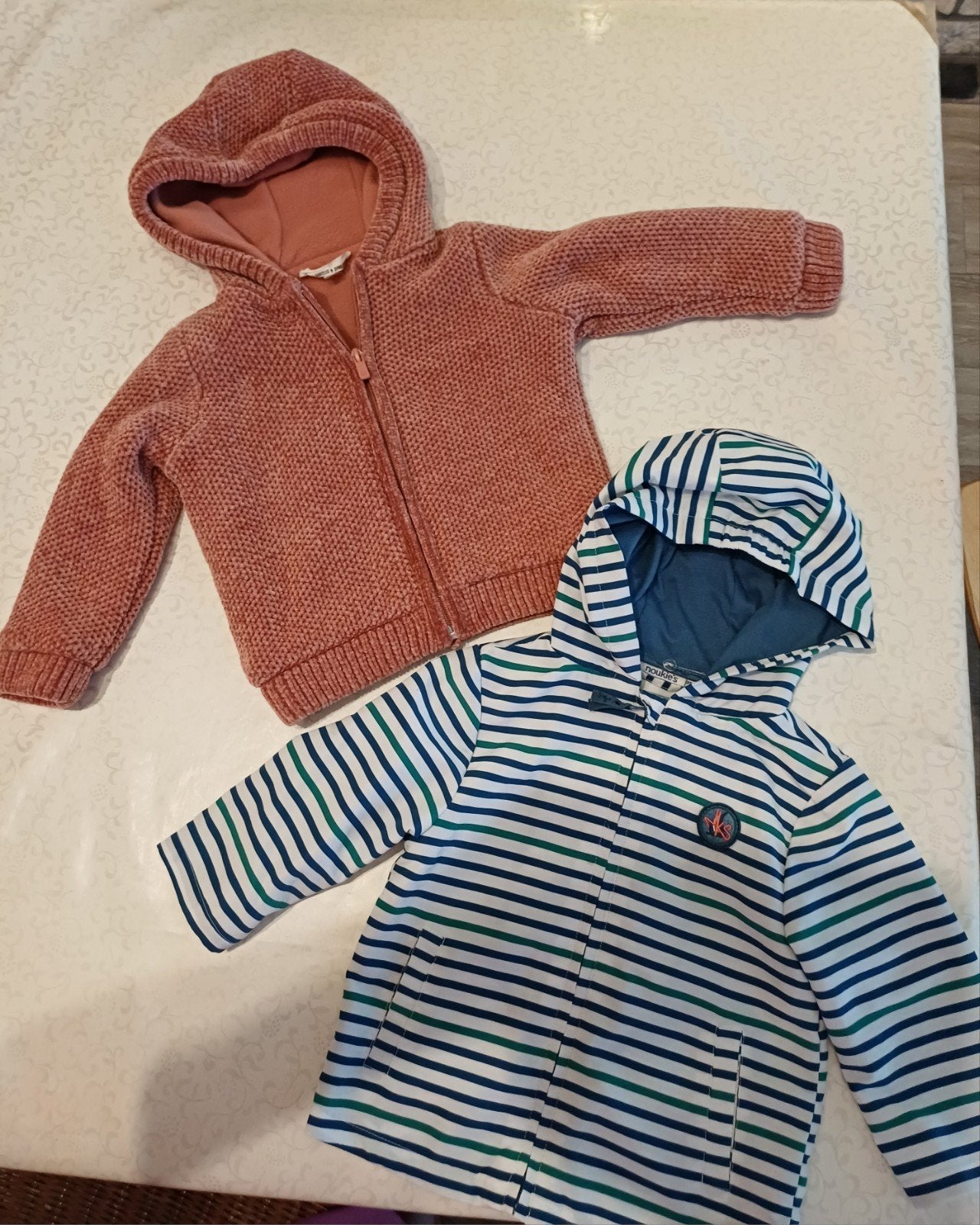 jassen maat 86: Noukie en Cuddles & Smiles, Ophalen, Jas
