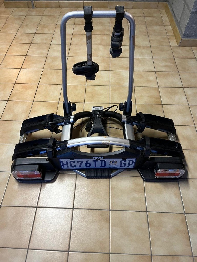Thule 2 Bike Rack, Ophalen, 2 fietsen, Zo goed als nieuw, Trekhaakdrager