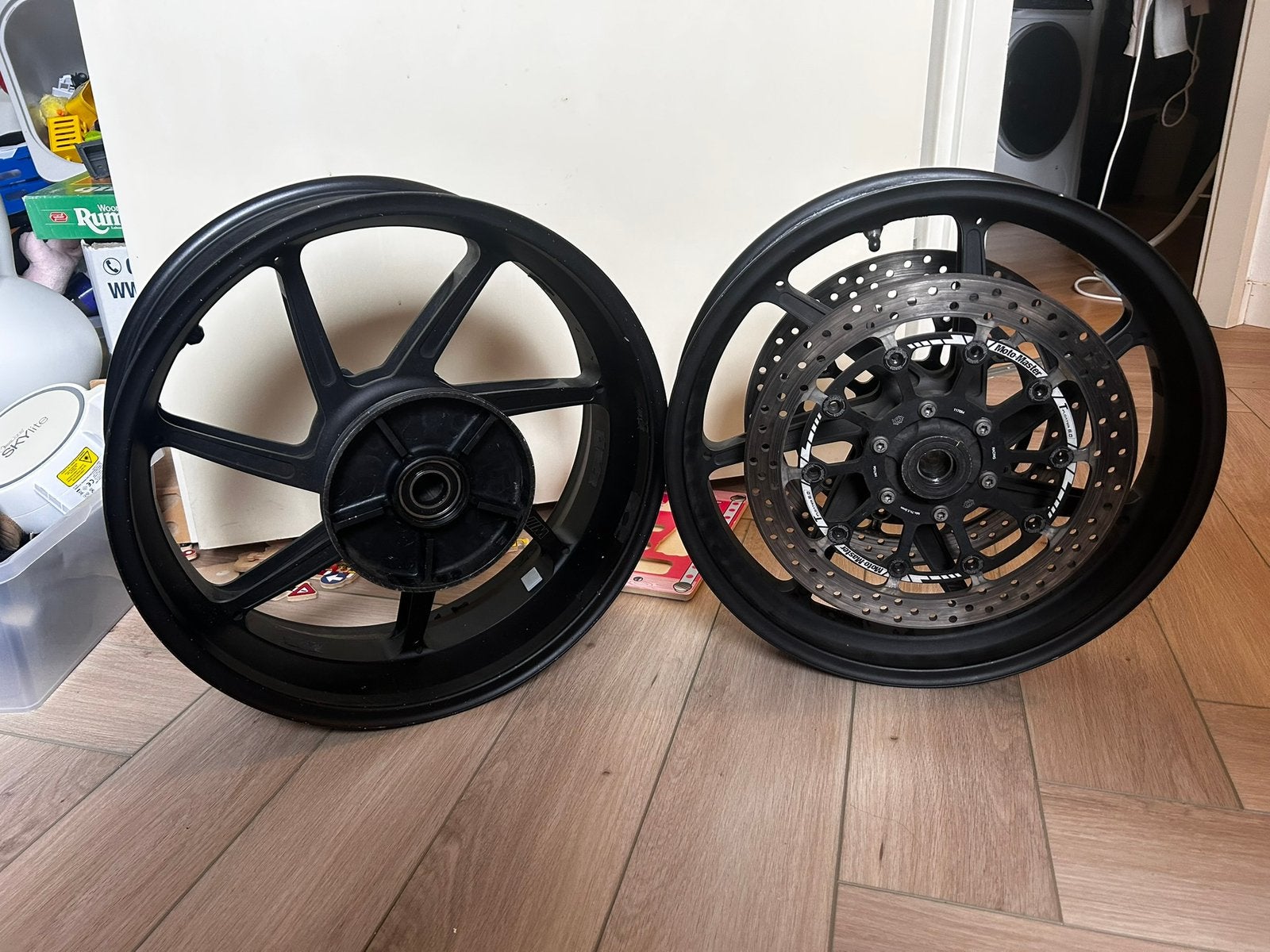 BMW S1000RR K67 M Forged Wielset + Motomaster schijven, Enlèvement