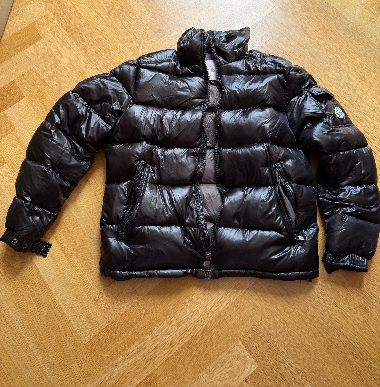 Moncler jas, Ophalen of Verzenden, Zo goed als nieuw