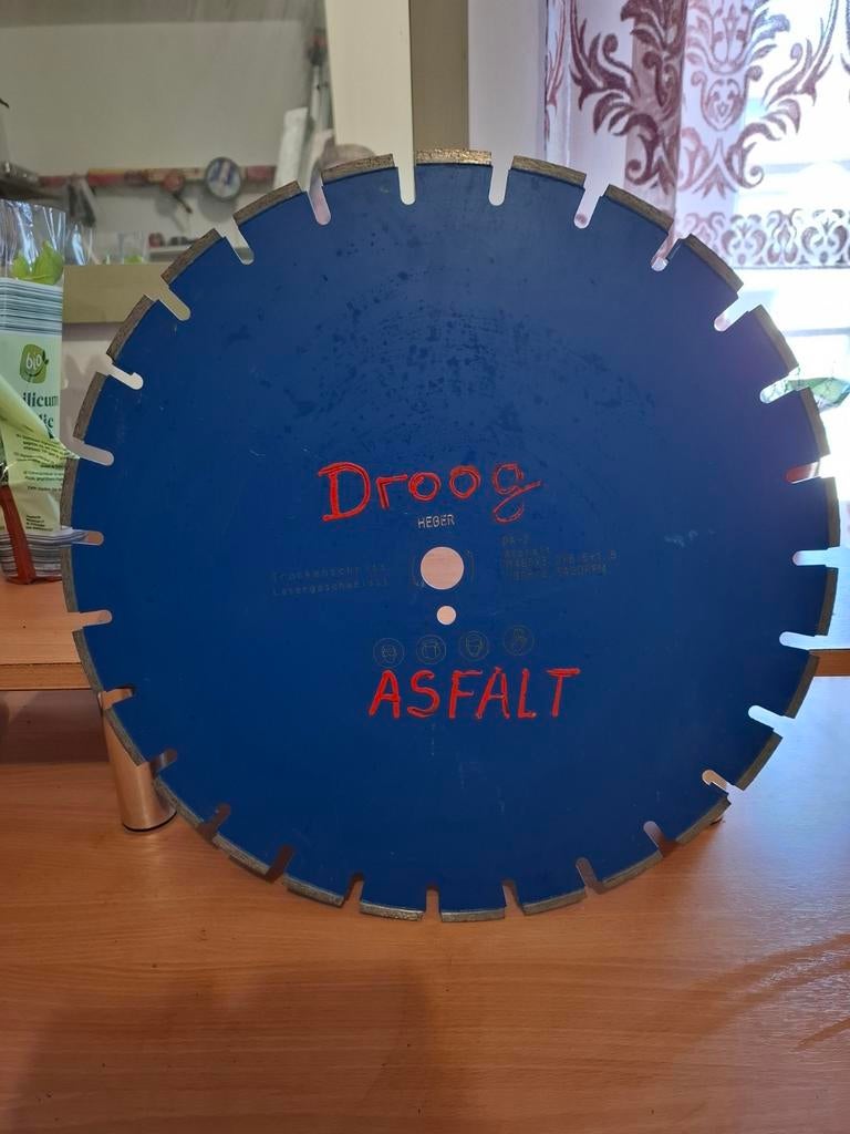 Disc a cuperoza beton, Enlèvement ou Envoi