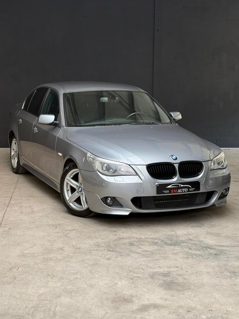 Bmw Serie 5 E60 Pack M 523i Essence 6 cylindres, Entreprise, Boîte manuelle, 5 portes, Berline