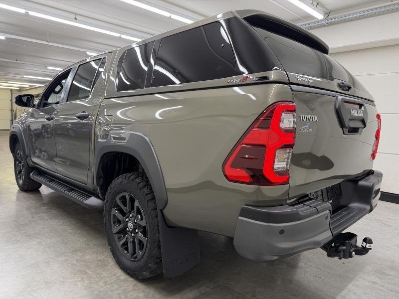 Toyota Hilux Invincible + ProPack + 3.5T, Autos, Achat, Ordinateur de bord, Autres couleurs, Noir