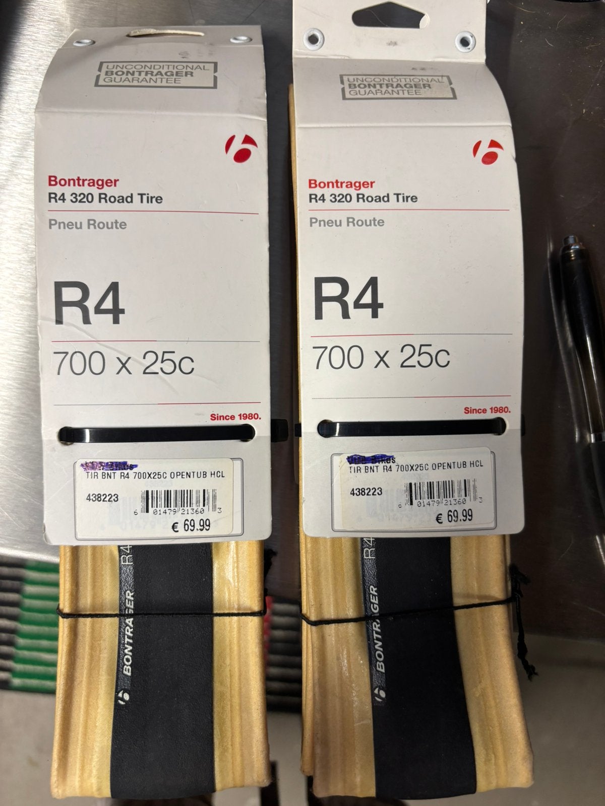 Pneus de route Bontrager R4 320 — 70025c — Paire, Enlèvement ou Envoi, Neuf