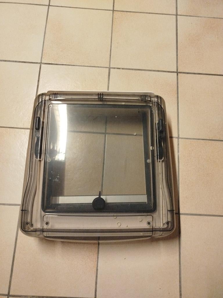 Lucarne pour mobil-home, Enlèvement