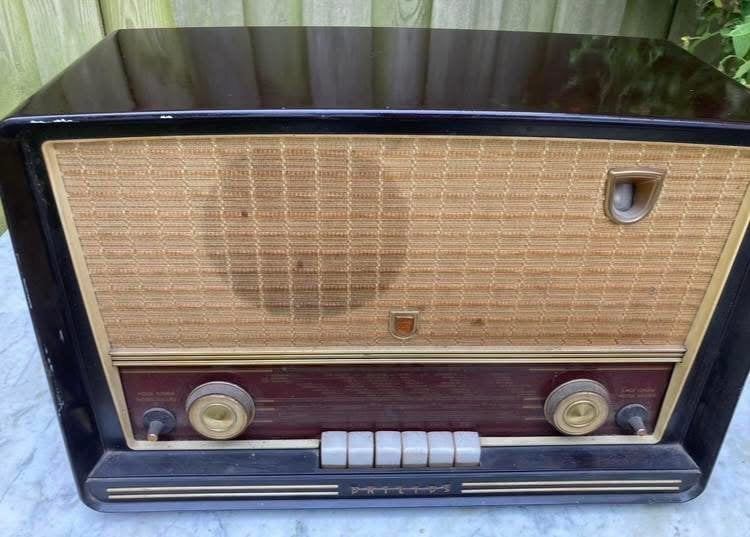 ViNTAGE RADIO Philips, Antiquités & Art, Enlèvement