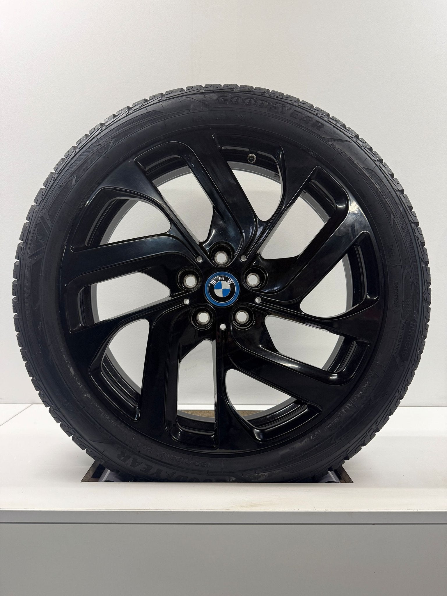 NIEUW 19’’BMW I3 I3 S VELGEN WINTERBANDEN ORIG TPMS 428 BTW, Auto-onderdelen, 19 inch, 155 mm, -, -