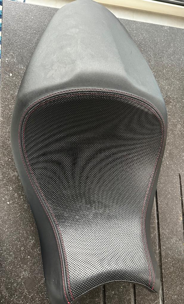 Ducati monster 1200/1200s verlaagd zadel, Motoren, Ophalen, Gebruikt