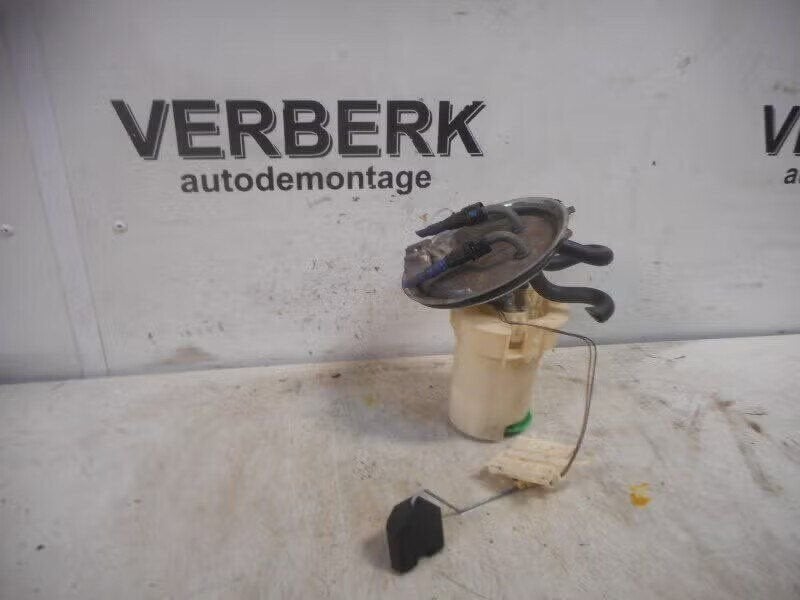 BRANDSTOFPOMP ELECT. Opel Vectra B (36) (01-1995/04-2002), Bahnhofsplatz 65423 Rüsselsheim am Main, DE, Enlèvement ou Envoi, Opel