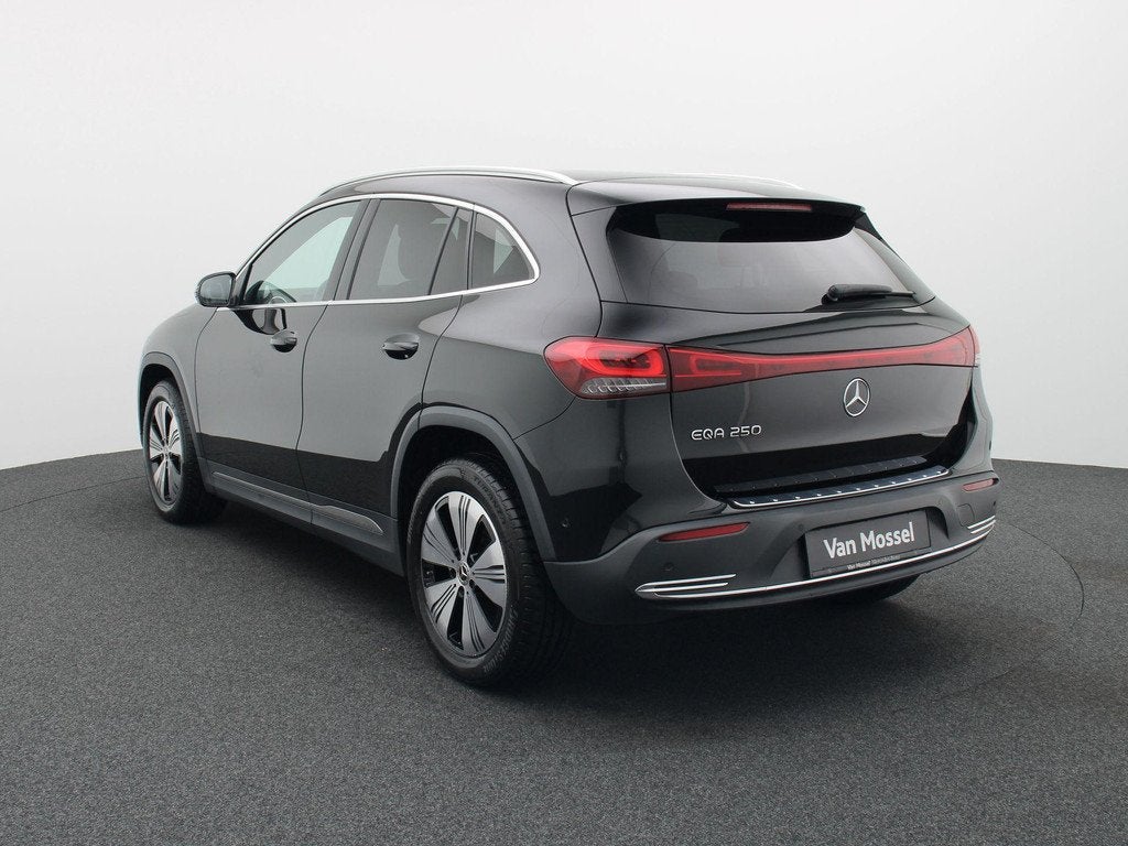 Mercedes-Benz EQA 250 Business Line (automatique), Achat, Entreprise, Entretenue par le concessionnaire, Noir