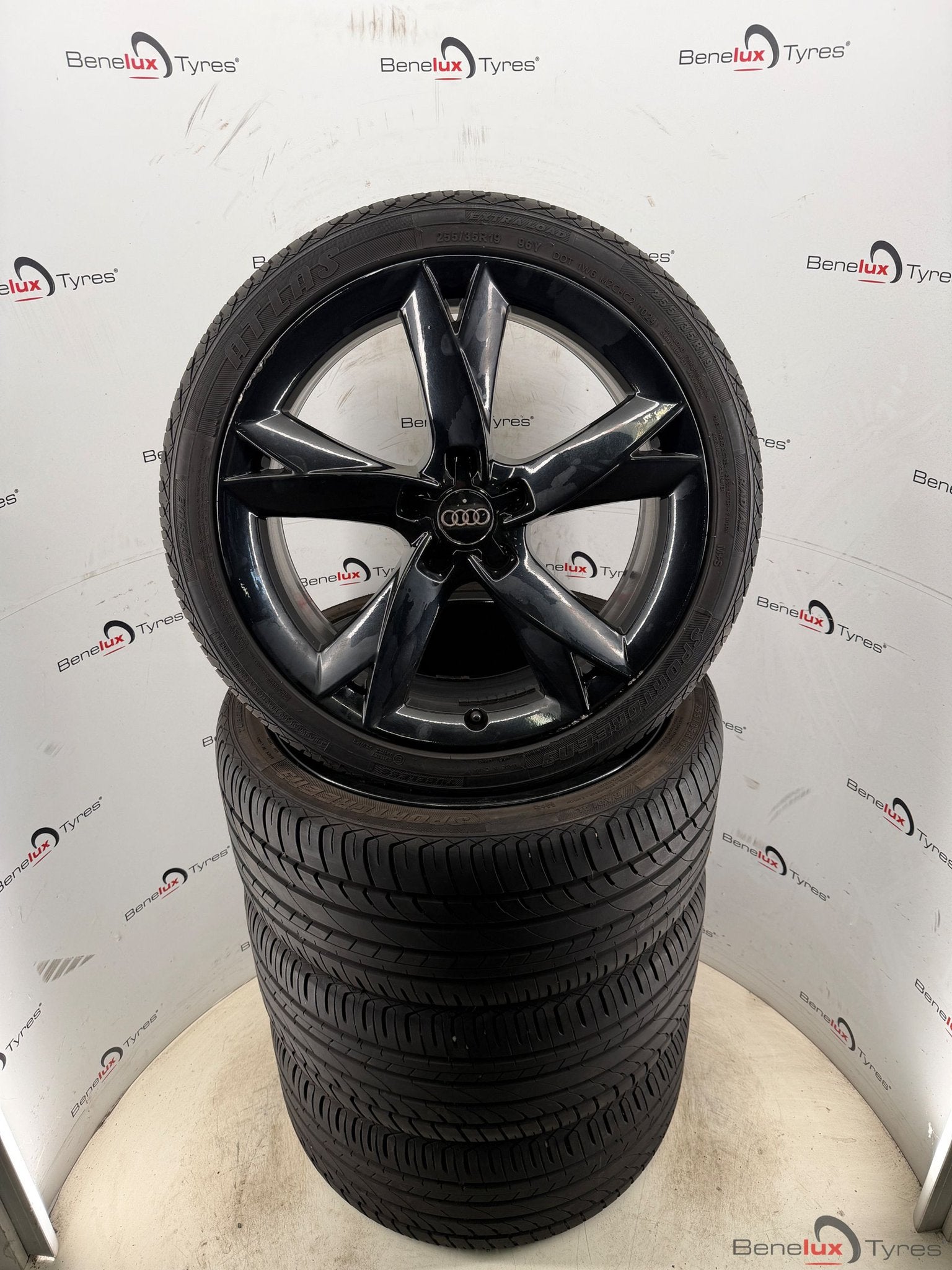 19'' Audi A4 A5 A6 A7 A8 Q5 RS Mercedes Vito V-klasse BMW MB, Auto-onderdelen, 19 inch, Gebruikt, 255 mm, -