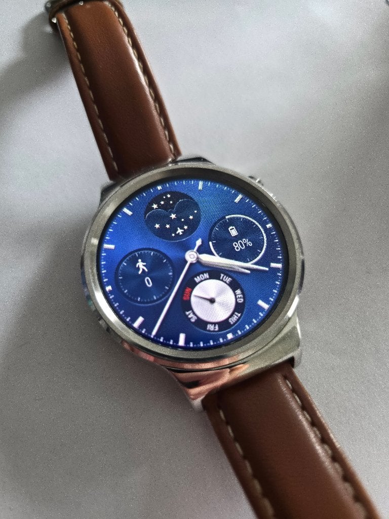 Huawei Watch Classic W1 42 mm + 3 laders – werkend, Gebruikt, Hoogte, Ophalen of Verzenden, Huawei