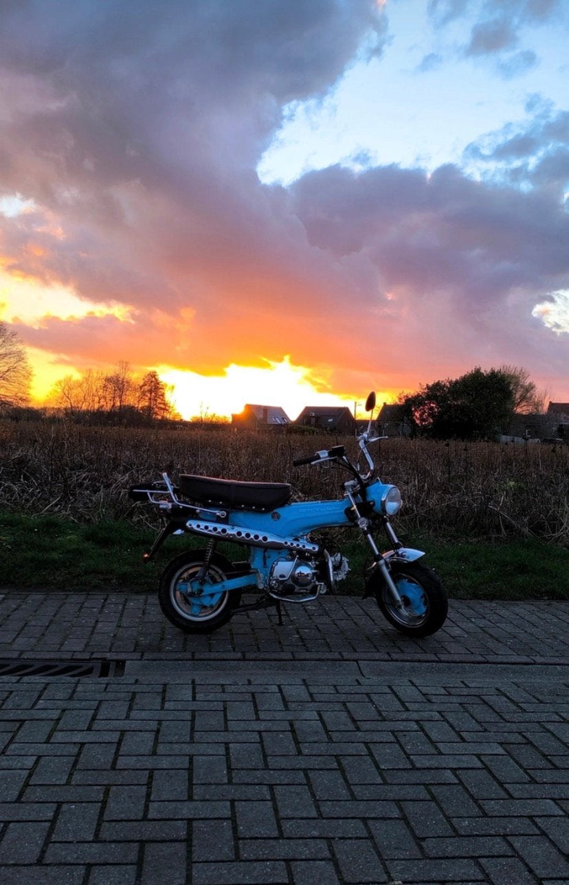Dax B klasse, Fietsen en Brommers, Brommers | Honda, Ophalen, Klasse B (45 km/u), Zo goed als nieuw