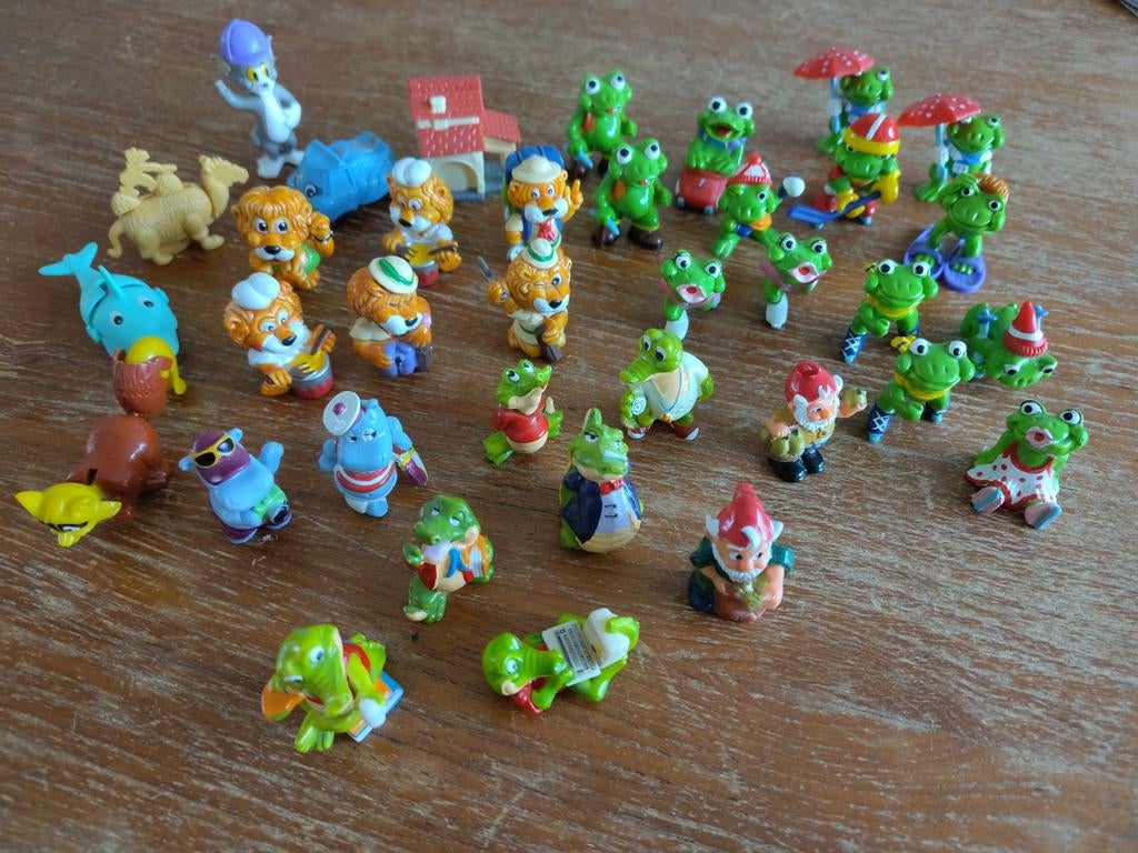 Lot Kinder surprise speeltjes/figuurtjes vintage, Collections, Enlèvement ou Envoi