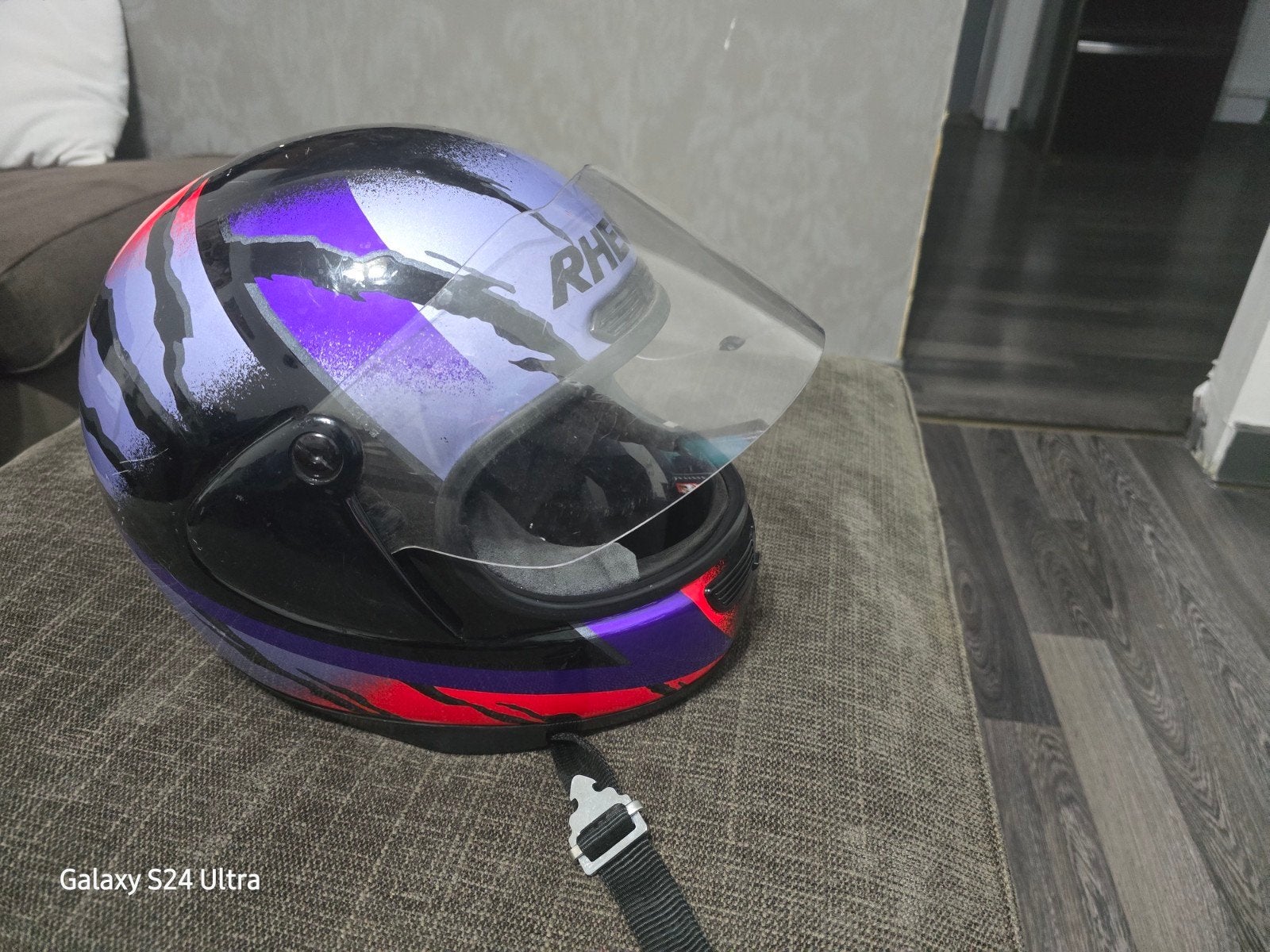 helm, Enlèvement ou Envoi