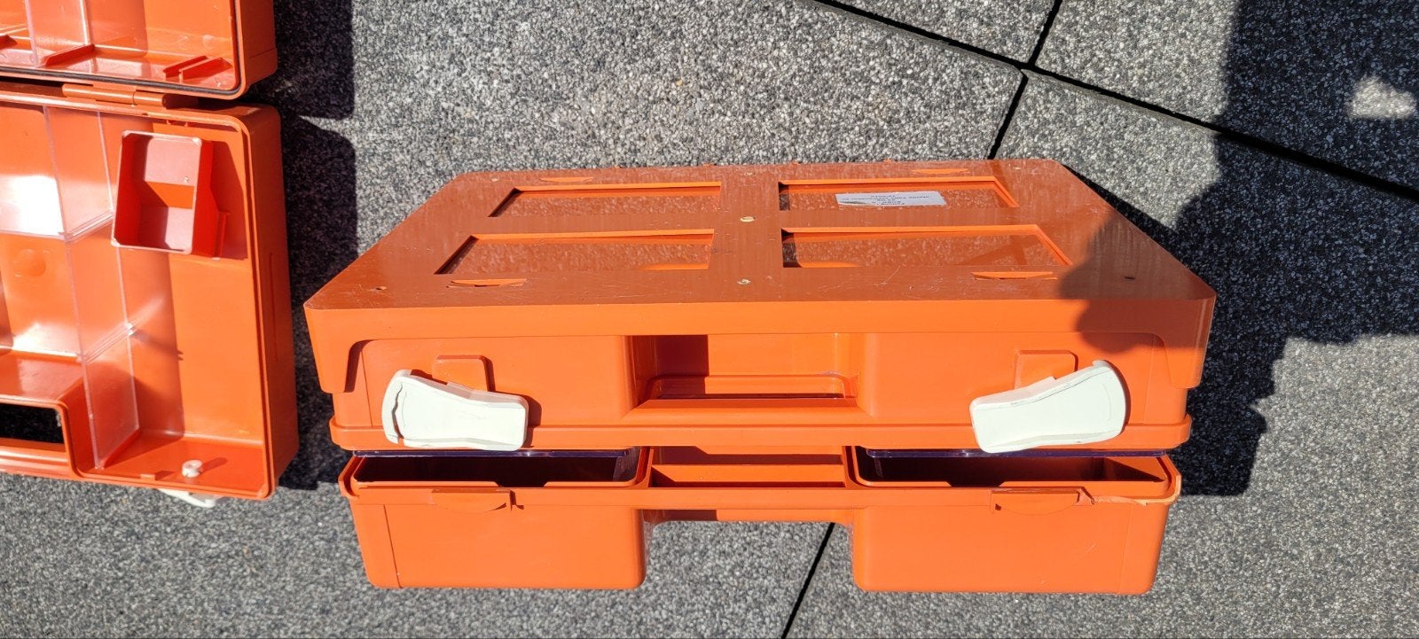 First aid box verbanddoos eerste hulp, Ophalen