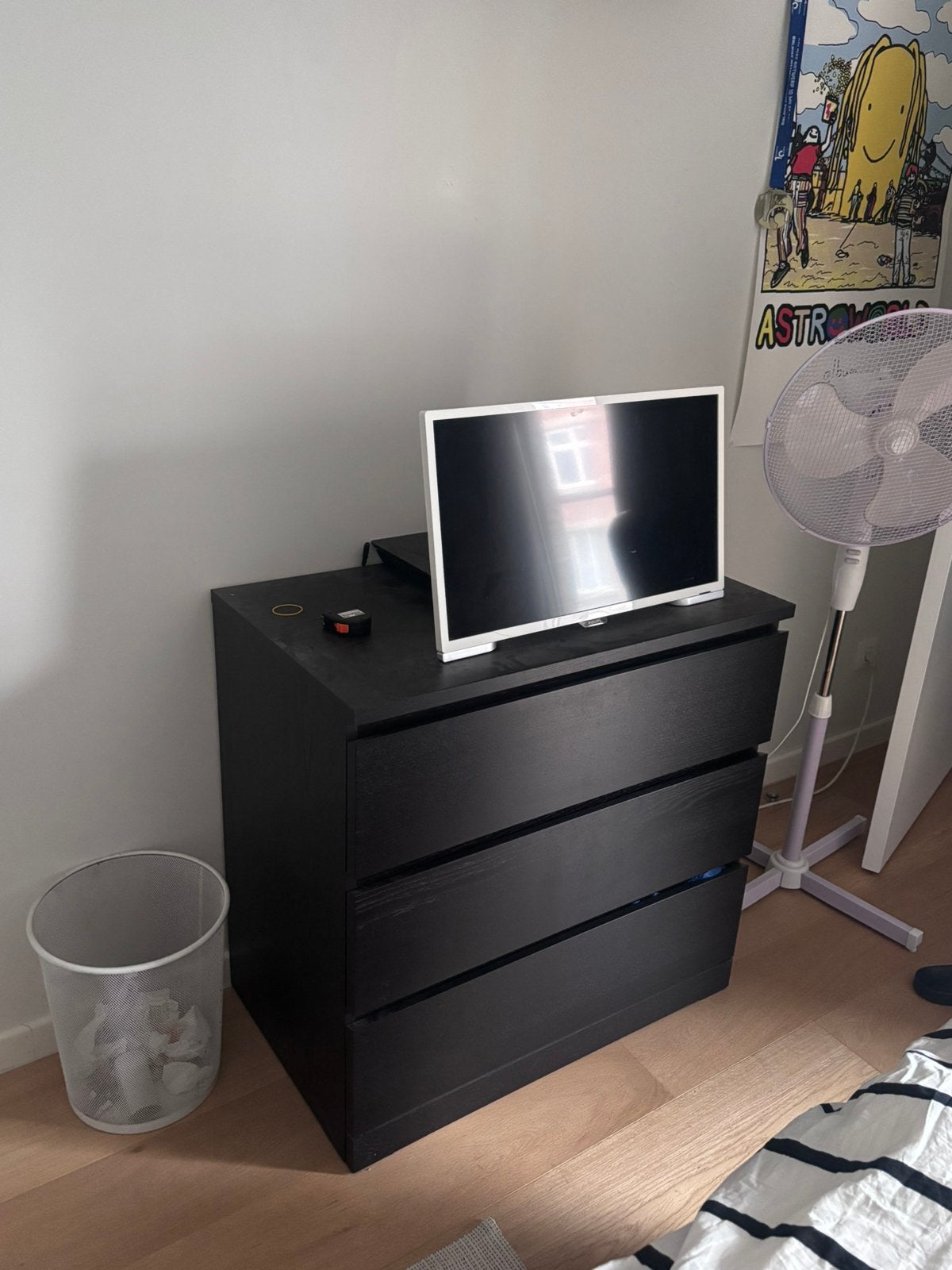 Ladekast zwart, Ophalen, 50 tot 100 cm, Zo goed als nieuw, 3 of 4 laden
