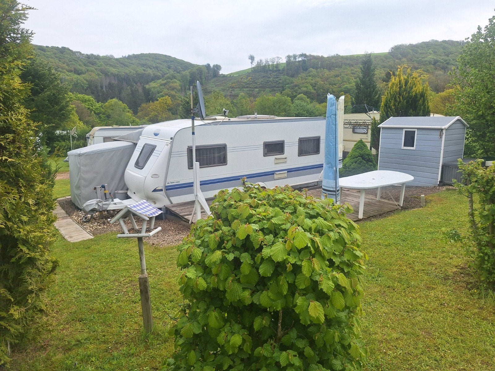 HOBBY 540 DE LUXE BJ 2006 perfecte staat 1 eigenaar, Caravans en Kamperen, Caravans, Particulier, tot en met 4, Hobby, 2 aparte bedden