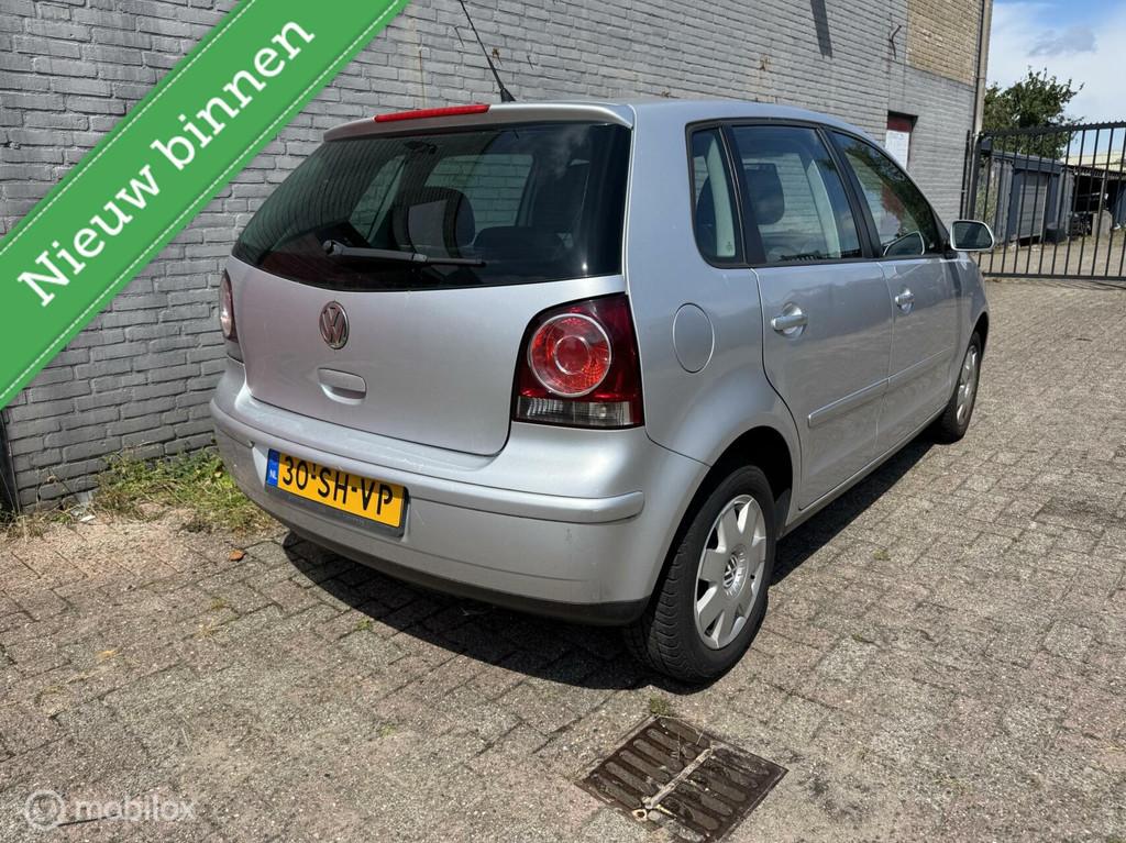 Volkswagen Polo 1.4-16V Trendline 5 Deurs Airco, Auto's, Voorwielaandrijving, Bedrijf, 5 deurs, 1000 kg