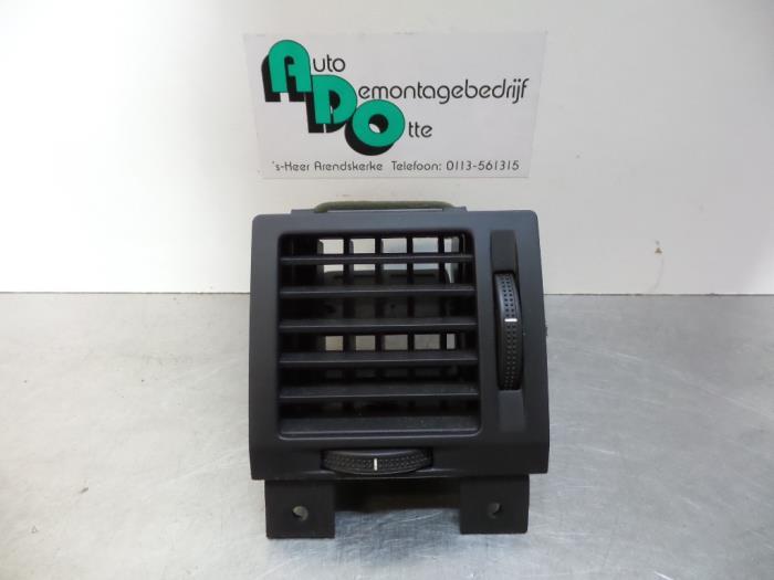 Luchtrooster Dashboard van een Opel Vectra (Vectra C 02-), Gebruikt, -, -, Opel