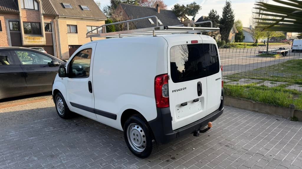 Peugeot Bipper 1.4 – 2010 – Essence – Utilitaire, Achat, Entreprise, Boîte manuelle, Essence