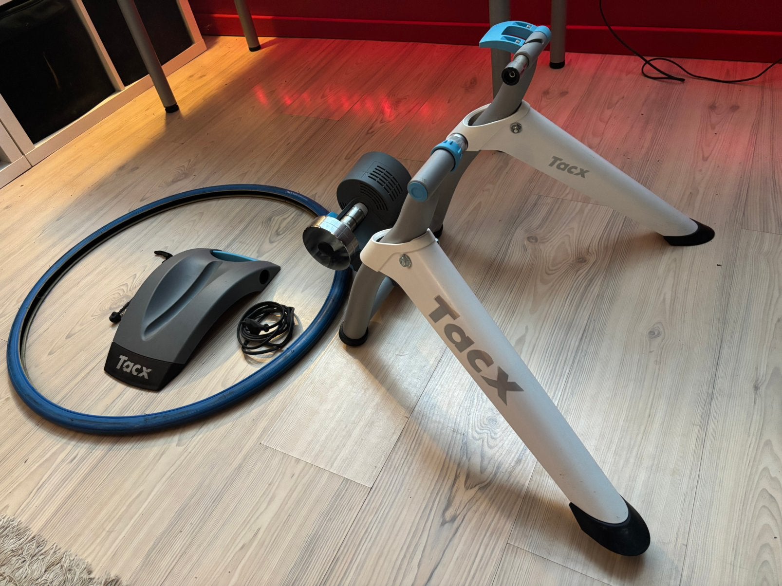 Entraîneur vélo Tacx Flow Smart, Enlèvement, Comme neuf
