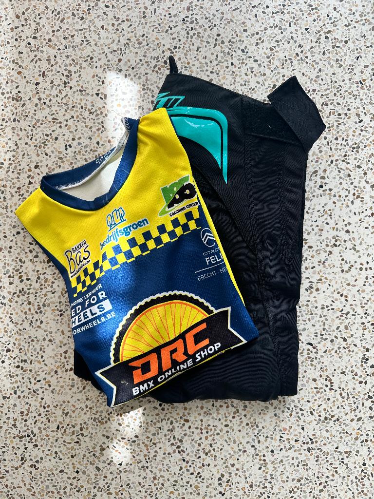 ZULU BMX broek maat A32 met shirt maat 164, Fietsen en Brommers, Fietsaccessoires | Fietskleding, Nieuw, Heren, Kinderen, Bovenkleding