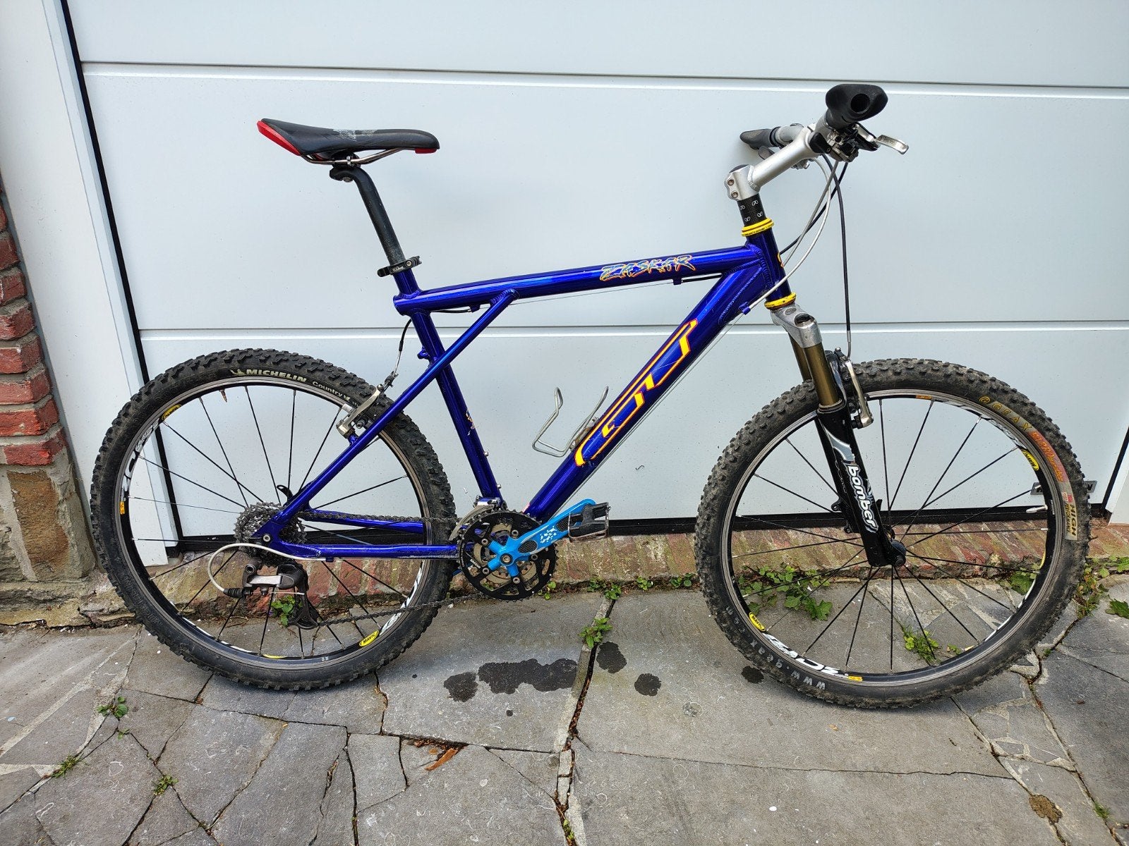GT Zaskar taille M/L 18" en bon état, Vélos & Vélomoteurs, Vélos | VTT & Mountainbikes, Autres marques, Frein sur jante, 45 à 49 cm