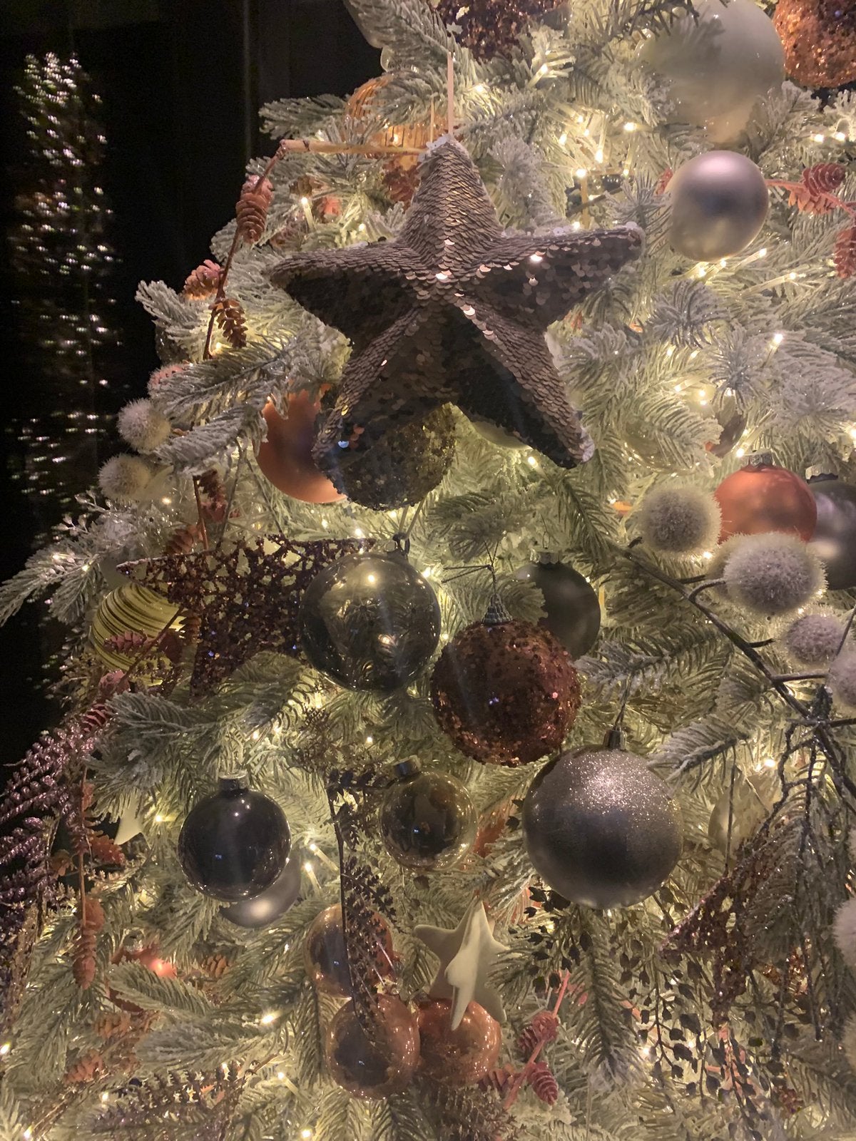 Grote kerstboom met versiering, Divers, Enlèvement, Utilisé