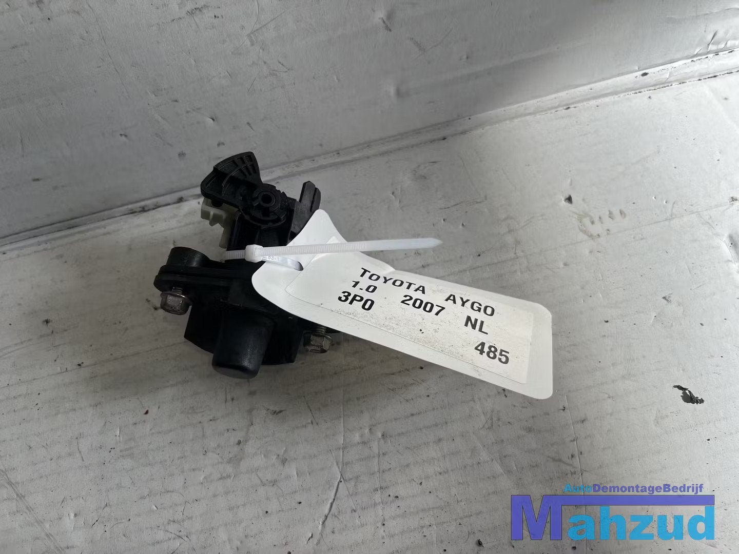 TOYOTA AYGO achterklep druk schakelaar 2005-2014, Autos : Pièces & Accessoires, Tableau de bord & Interrupteurs, Toyota, Utilisé