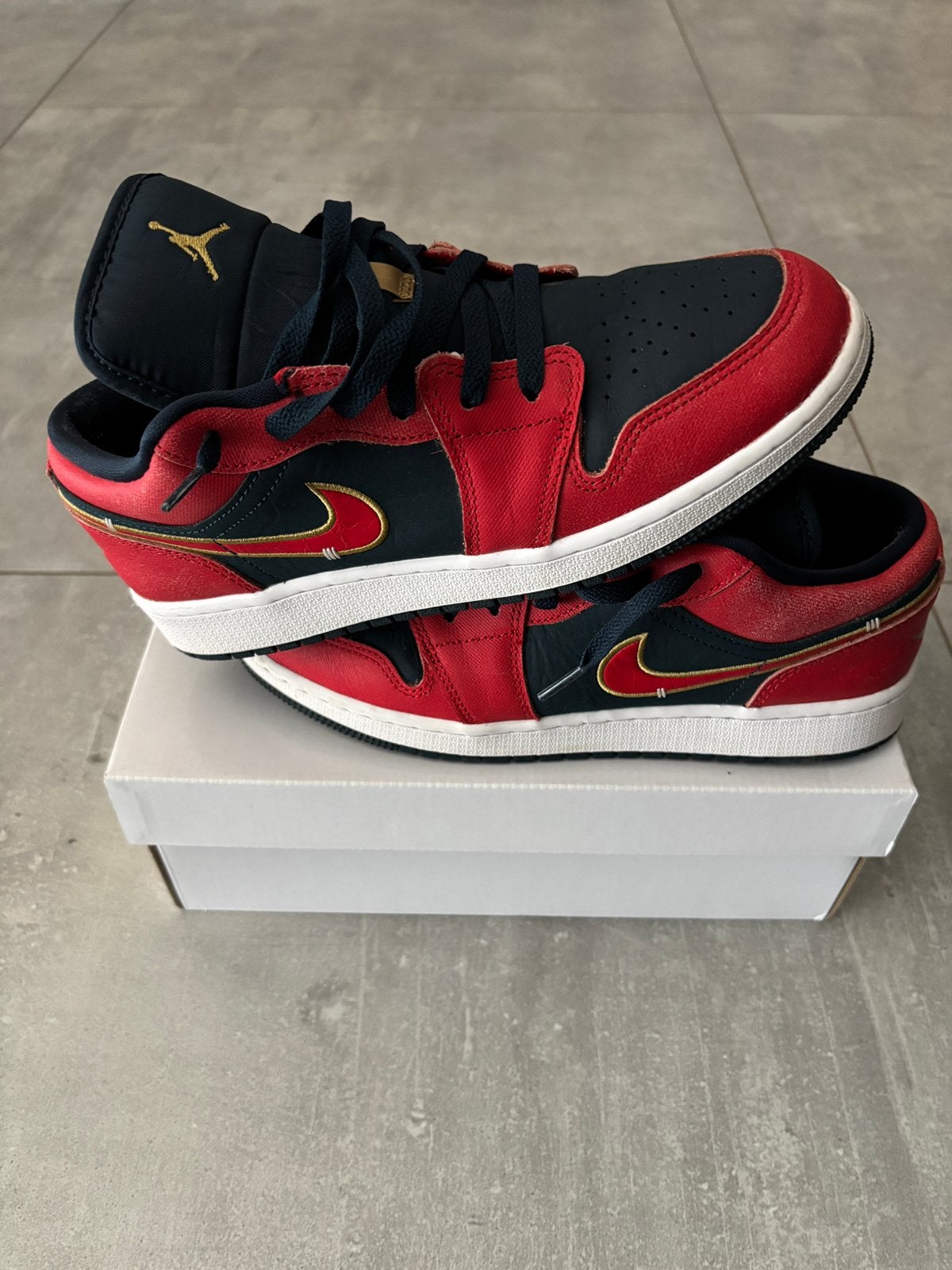 Nike Air Jordan, Ophalen of Verzenden, Zo goed als nieuw
