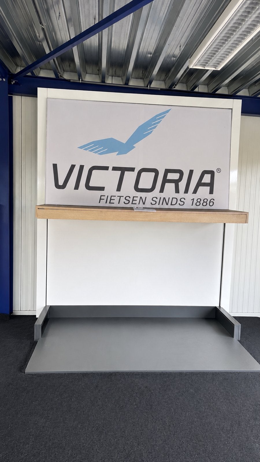 Victoria fiets rek voor 2 fietsen (voor toonzaal), Verzamelen, Ophalen, Zo goed als nieuw