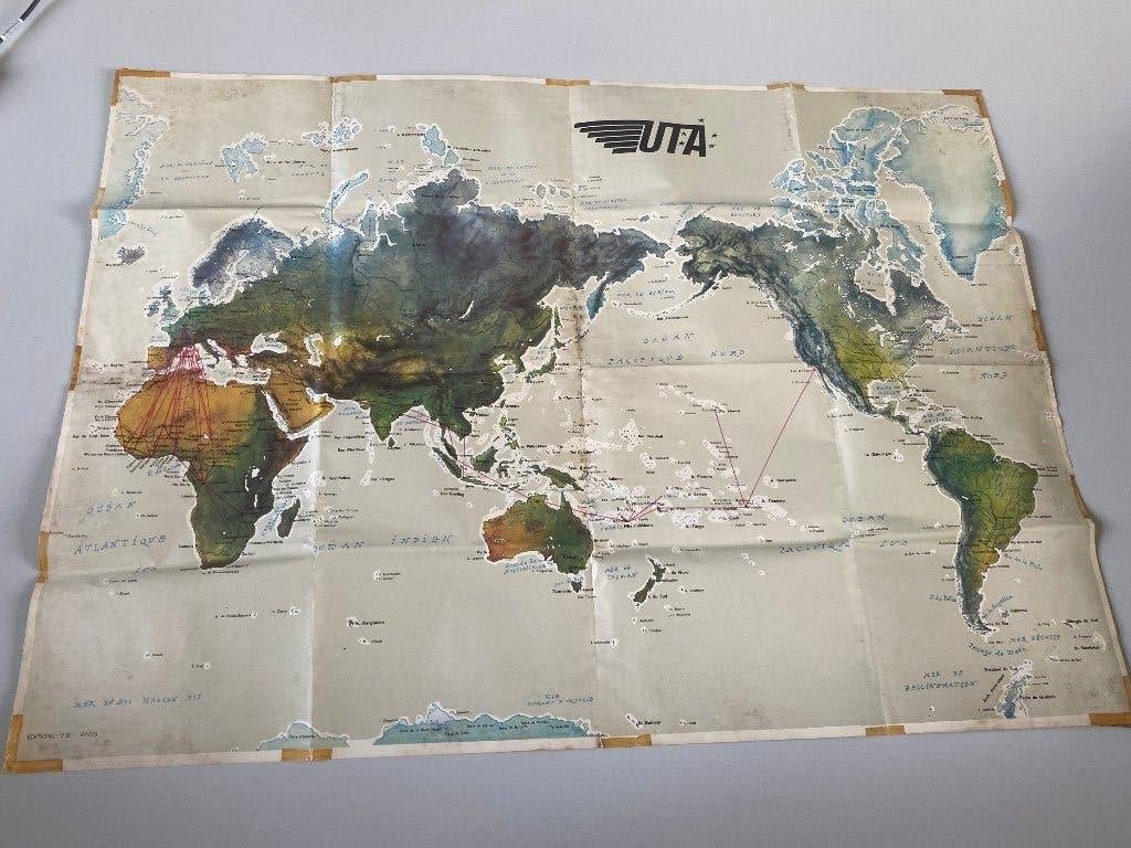 kaart vliegroutes UTA, jaren 70, Ophalen of Verzenden, Gebruikt, Kaart, Foto of Prent