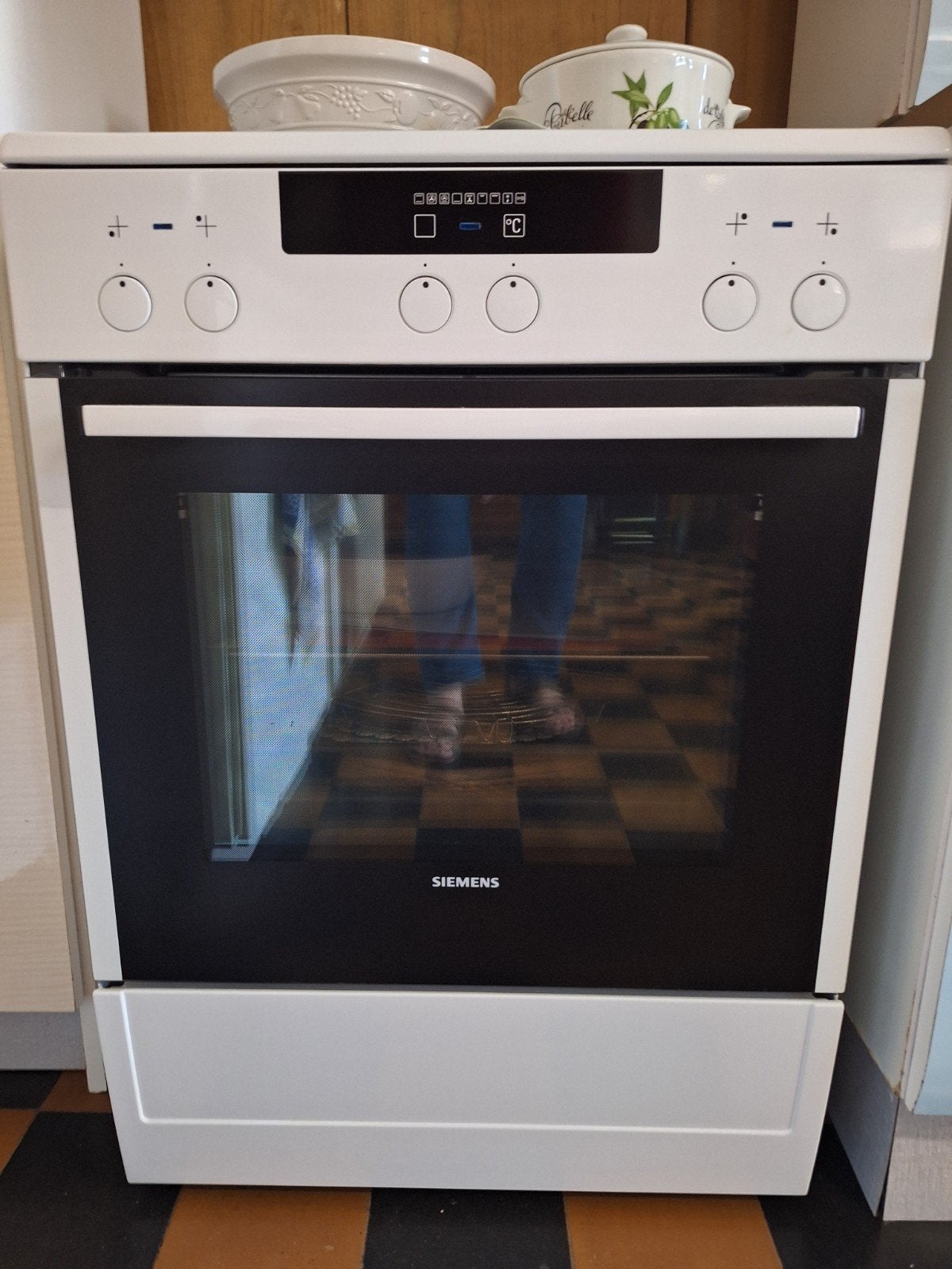 Cuisinière siemens vitrocéramique, Electroménager, Neuf, Classe énergétique A ou plus économe, 4 zones de cuisson, Halogène
