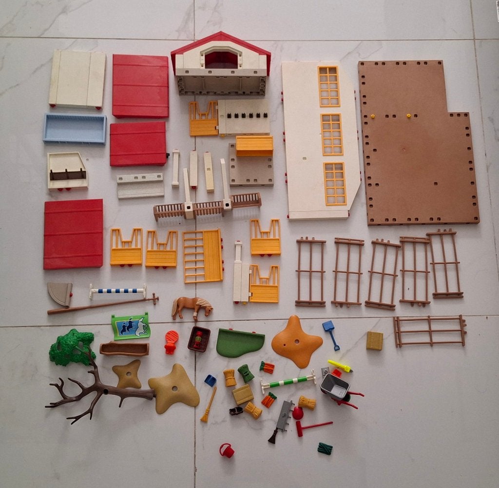 Playmobil Geobra - veel munten, paardenstal, thema, Gebruikt, Gebouw, Losse onderdelen, Ophalen of Verzenden
