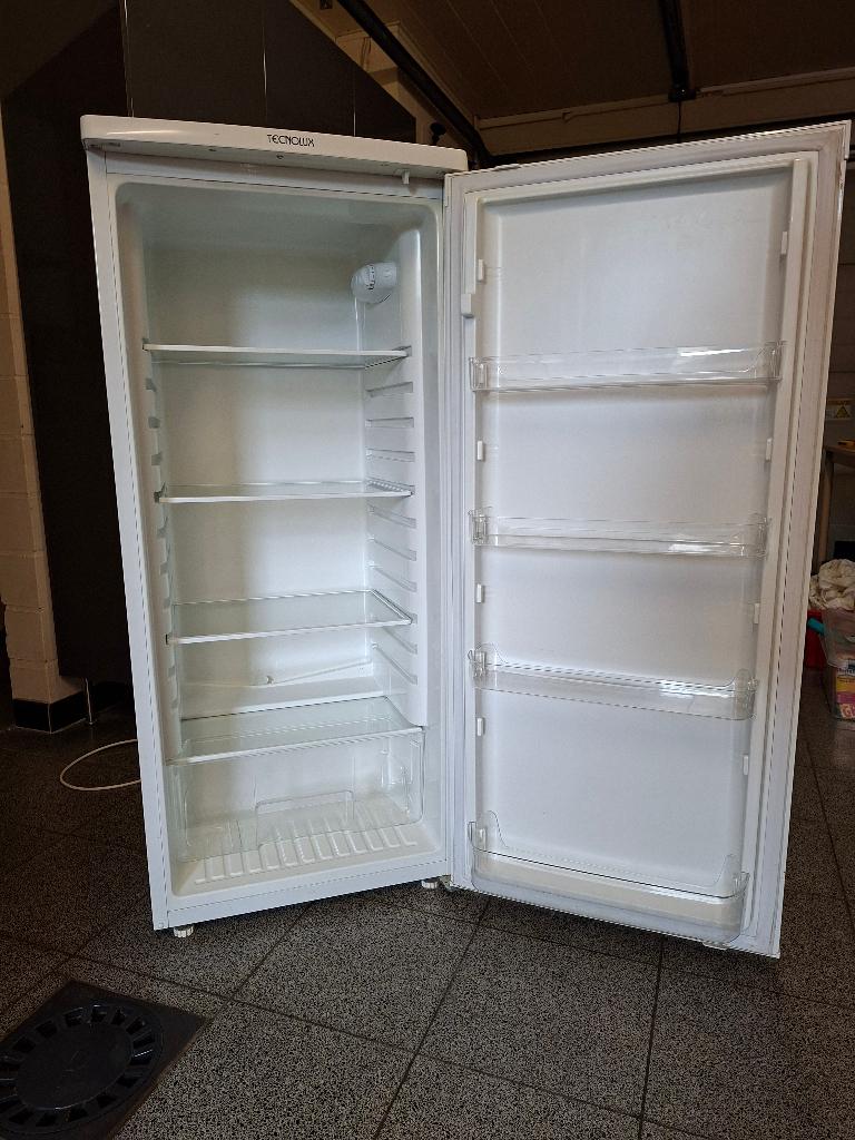frigo - 150 liter, Ophalen, Zonder vriesvak, 120 tot 140 cm, 100 tot 150 liter
