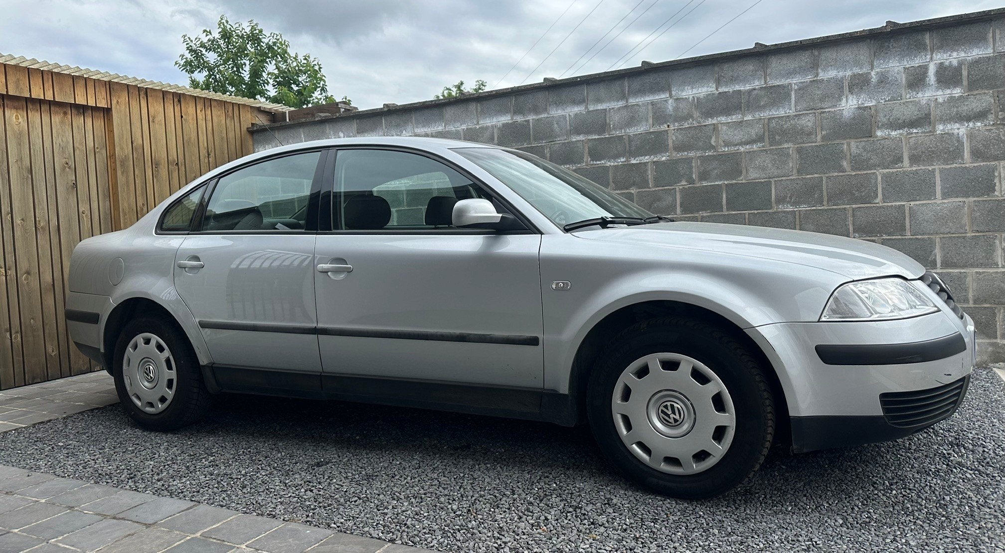 Volkswagen Passat 1.6i Highway Leder Airco Slechts 89000km, Autos, Volkswagen, Entreprise, Achat, Passat, ABS, Airbags, Air conditionné
