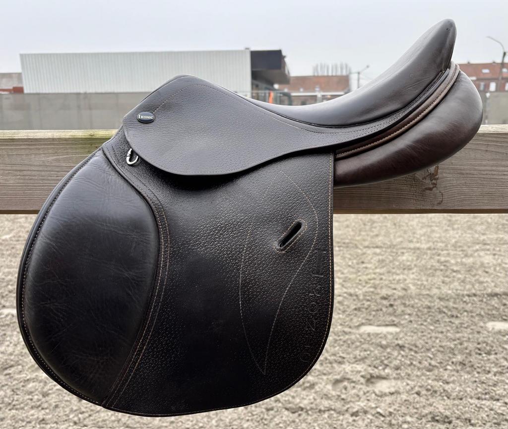 TOP Ikonic ponyzadel 15,5”, Dieren en Toebehoren, Ophalen, Gebruikt, Springen