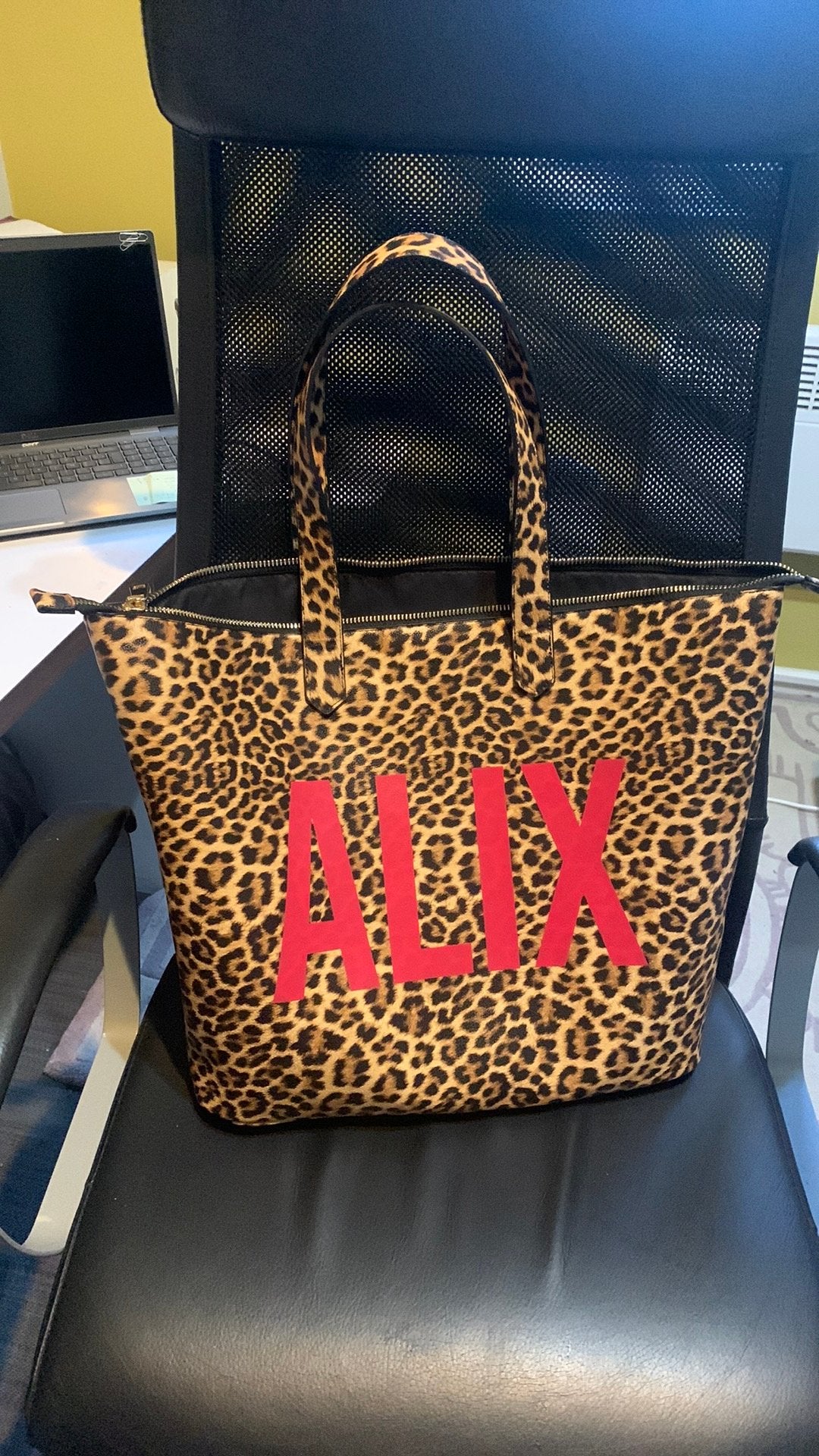 Sac Alix Label leopard neuf avec etiquette, Bijoux, Sacs & Beauté, Enlèvement ou Envoi, Comme neuf