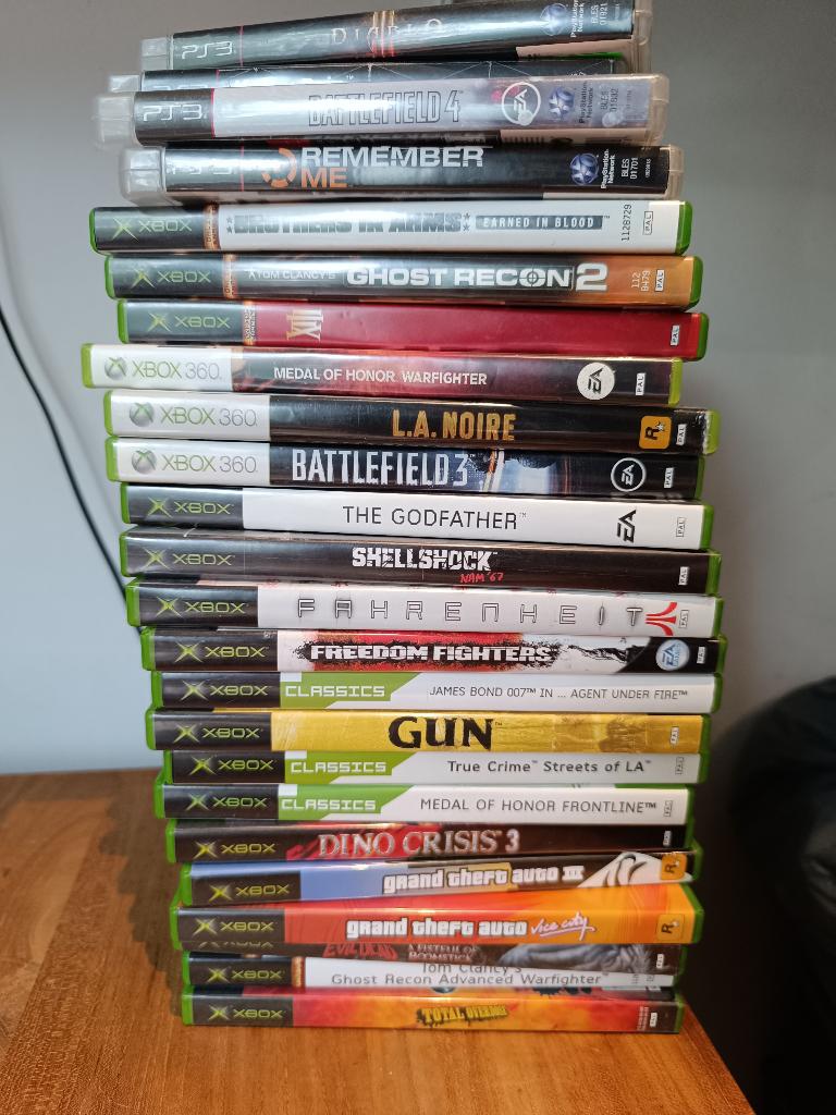 Verschillende Xbox games, Envoi, Utilisé, Autres genres, À partir de 16 ans