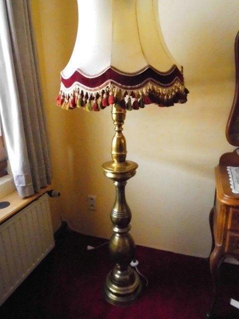 Heel zware koperen staande lamp, Ophalen