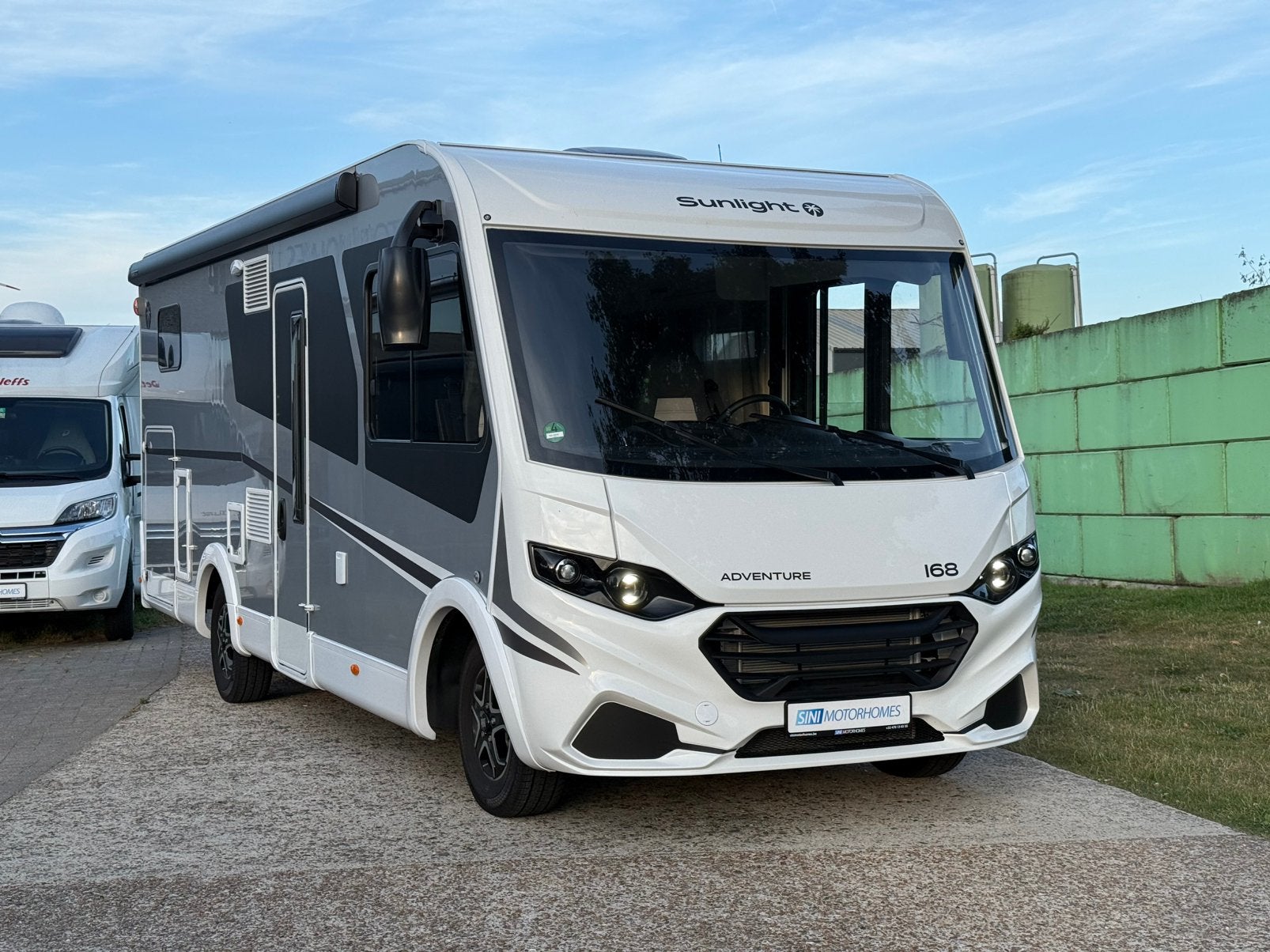 Sunlight I 68 S Edition - 4400KG - 2025 - Slechts :1444KMS*, Sunlight, Fiat, Dakluik, Douche