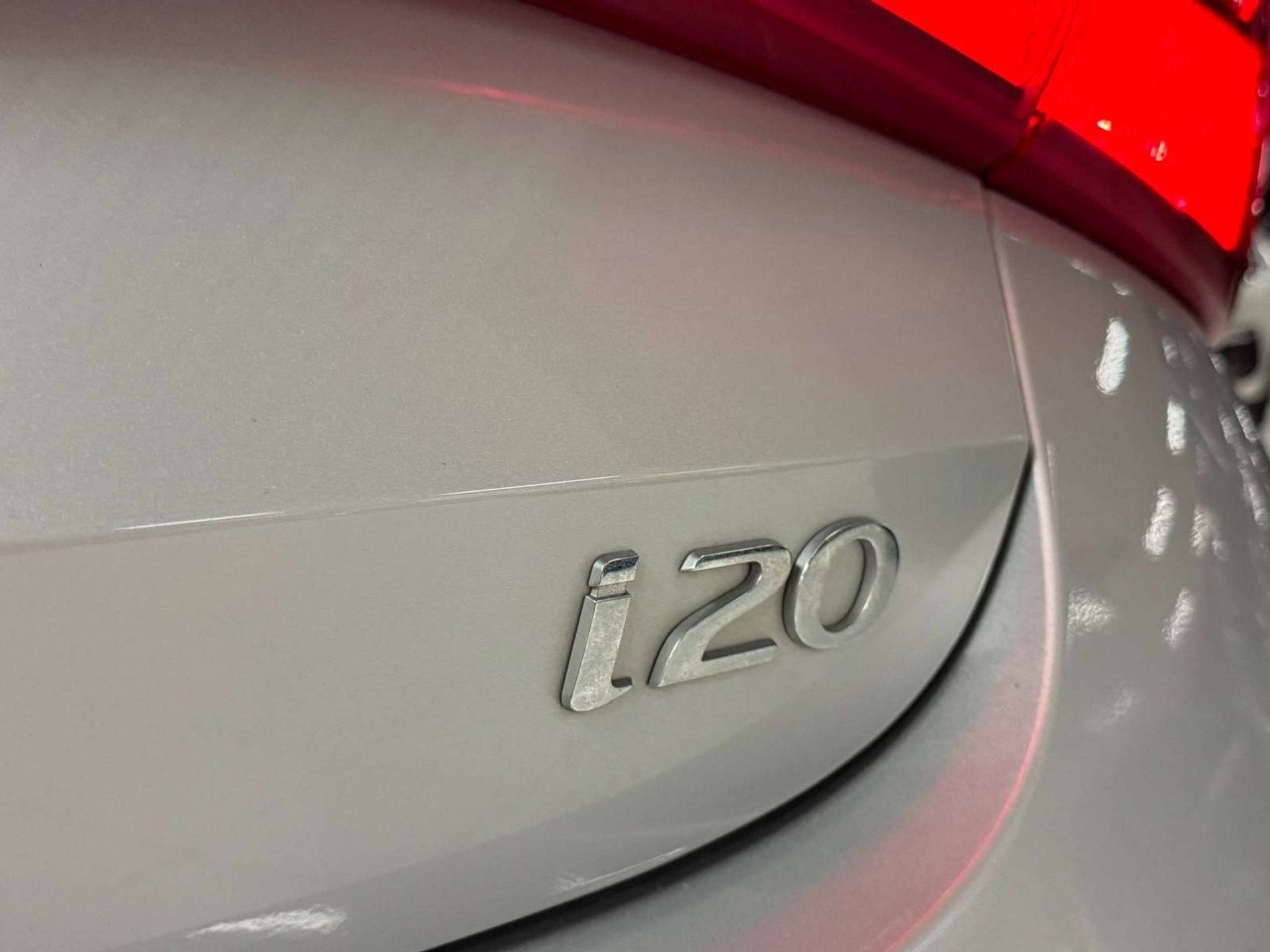 Hyundai i20 Hyundai i20 1.0i Automatique Essence/Électrique, Automaat, Dealer onderhouden, Gebruikt, Euro 6