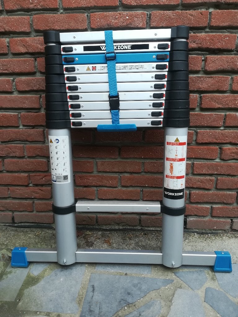 Telescopische ladder Workzone, Ophalen, Zo goed als nieuw, Ladder, Opvouwbaar of Inschuifbaar