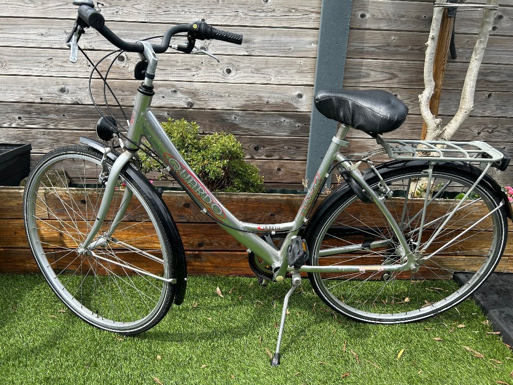 Mooie damesfiets, Fietsen en Brommers, Fietsen | Dames | Damesfietsen, Gebruikt, Velgrem, Versnellingen, Ophalen