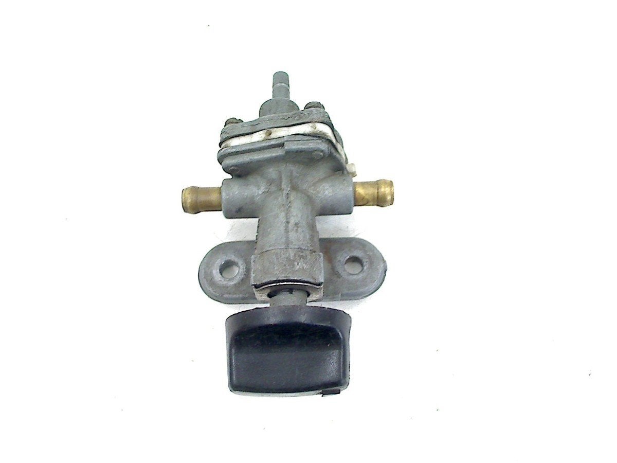 ROBINET DE CARBURANT Suzuki, Suzuki Deutschland GmbH, Utilisé, Kontakt@suzuki.de, Suzuki-Allee 7
64625  Bensheim, DE