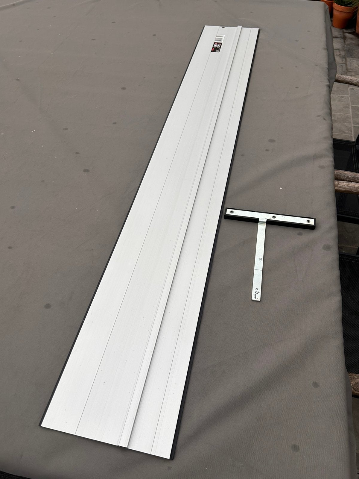 Bosch geleider 1400mm, Ophalen, Zo goed als nieuw, Cirkelzaag